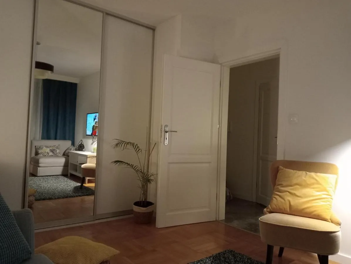 Suzy Mokotow Apartment Warsaw