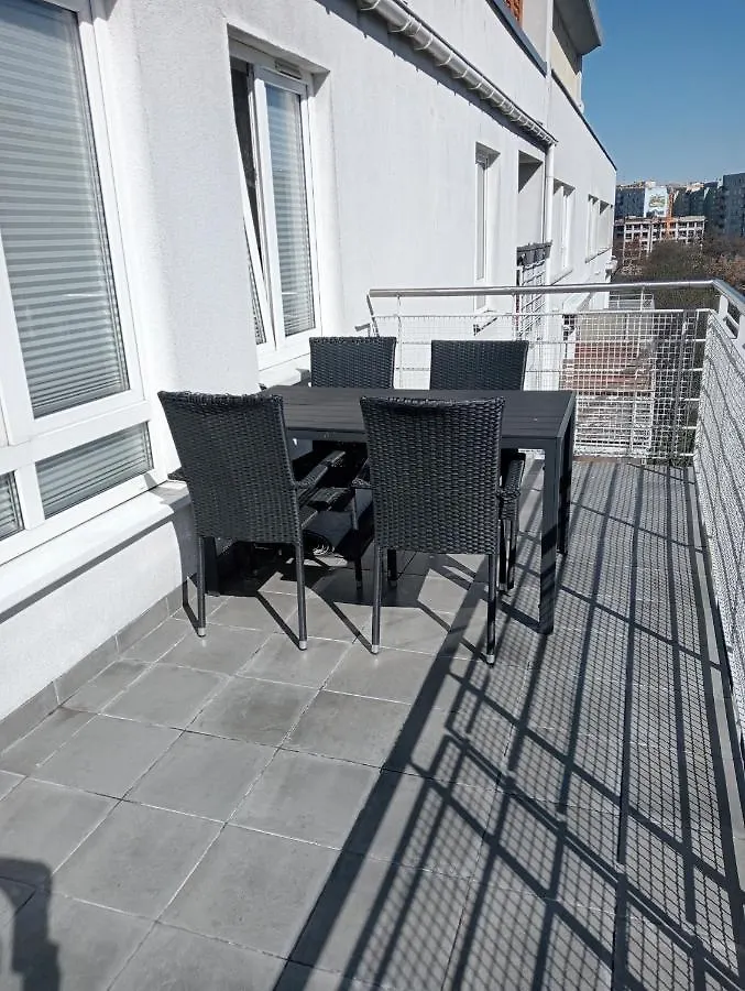 Suzy Mokotow Apartment Warsaw